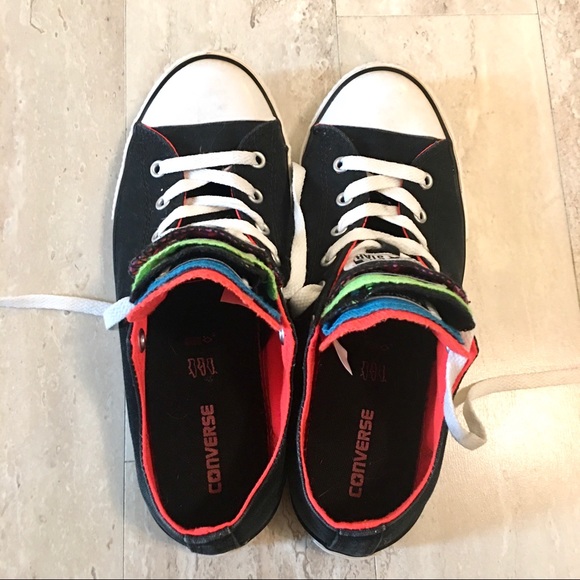 converse with colored tongues